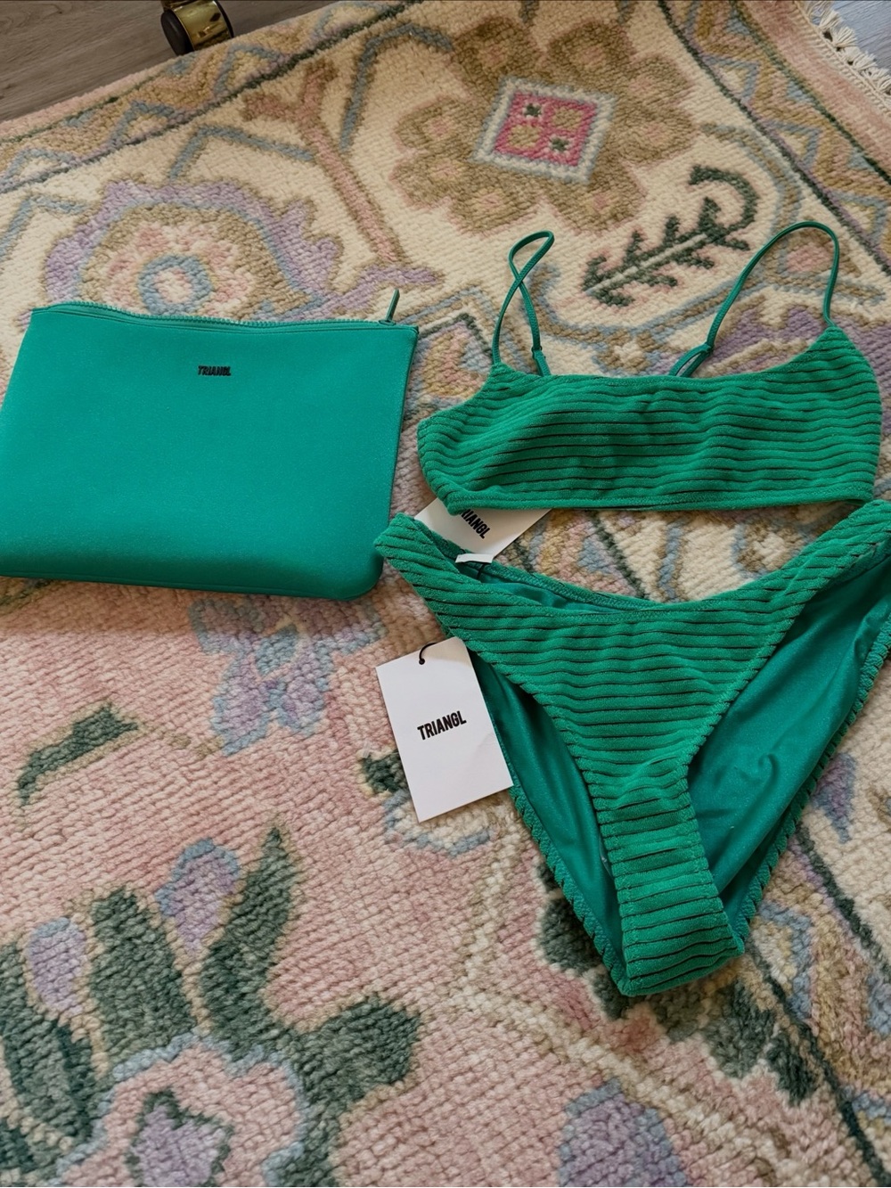 Triangl swim suit - Picture 3 of 3